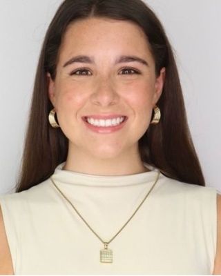 Photo of Hollie Bickel