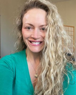 Photo of Jenna Jolly, Psychiatric Nurse Practitioner, PMHNP, FNP