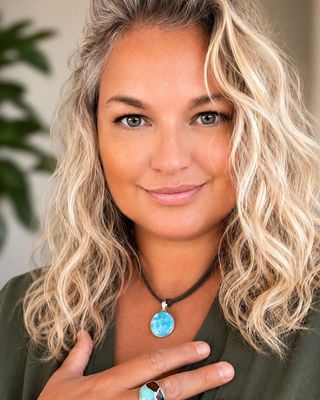 Photo of Amanda Steele, Counsellor, MC, RCC