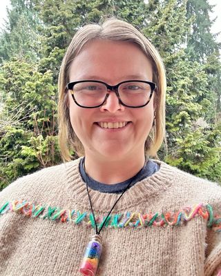 Photo of Adrien Helander, Counselor, MA, LMHC, MHP, she/he