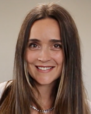 Photo of Jessica Van Raay, Registered Psychotherapist (Qualifying), RP(q), MACP, MEd