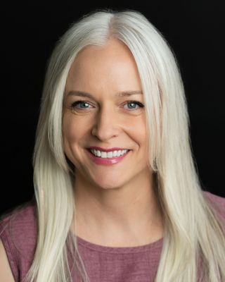 Photo of Amanda Michelle Flasck, Marriage & Family Therapist, MA, MFT