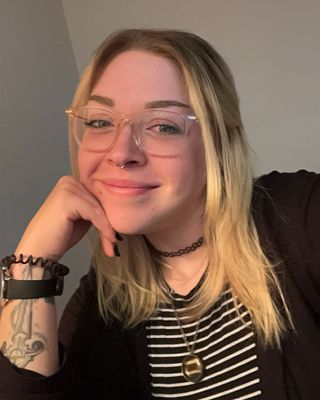 Photo of Allison Strelecki, MSW, LSW