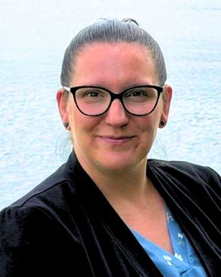 Photo of Holly Martin, Psychiatric Nurse Practitioner, MSN, RN, PMHNP