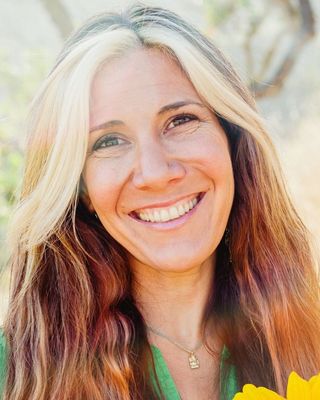 Photo of Nicole Dunas, Licensed Professional Counselor, MFA, MA, LPC