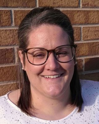 Photo of Alyssa Hansen, Licensed Professional Counselor, MA, LPC, ATR