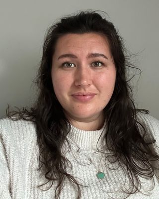 Photo of Abbie White, Psychotherapist, MSc, MBABCP