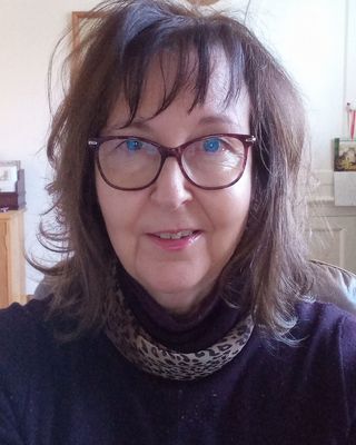 Photo of Maxine Robertson, Counsellor, MBACP