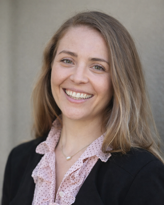 Photo of Ally Dooley, Clinical Social Work/Therapist, MSW, LCSW, QS