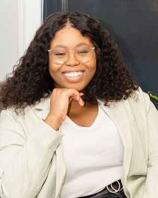 Photo of Tola Ogunlana: Drice Psychotherapy, Registered Psychotherapist in Ottawa, ON