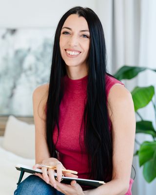 Photo of Robyn Sevigny - Robyn Sevigny - EMDR Certified Therapist, Marriage & Family Therapist, MA, LMFT