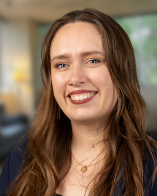 Photo of Steph Jeska, Counselor