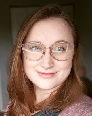 Photo of Erin McGuire, CSW, Clinical Social Work/Therapist