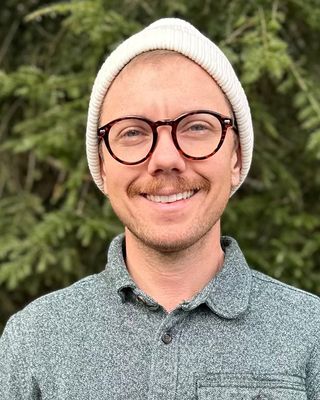 Photo of Loui Lindsay, Lic Clinical Mental Health Counselor Associate, LCMHCA