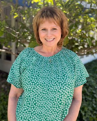Photo of Laura May, Pre-Licensed Professional, S-MFT