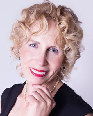 Photo of Elizabeth Kisser - Agape Transitions, Counsellor, RTC