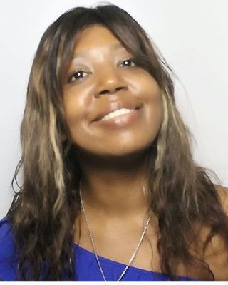 Photo of Nika Bowens, Counsellor, MSc, MBACP