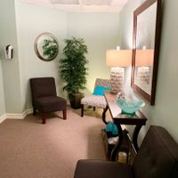 Gallery Photo of Sanar waiting room