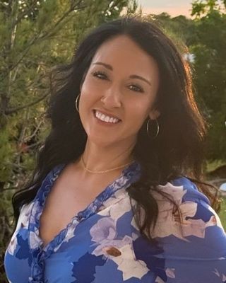 Photo of Leeanne McDonough, Clinical Social Work/Therapist, LCSW