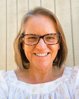 Photo of Jennifer Knox, Marriage & Family Therapist, AMFT