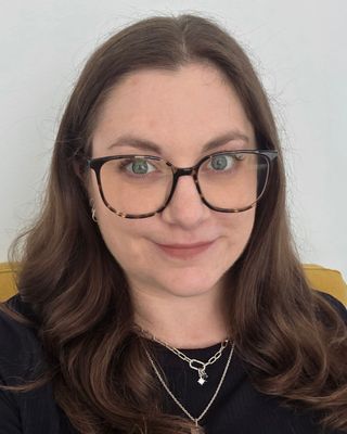 Photo of Erica Tari, Registered Social Worker, MSW, RSW