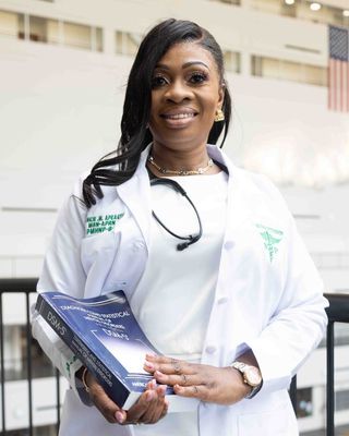 Photo of Franklina Maud Apeagyei, Psychiatric Nurse Practitioner, PMHNP, BC