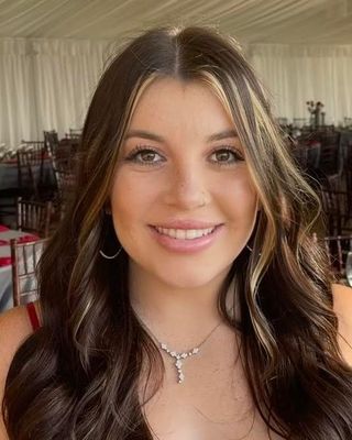 Photo of Marissa Tabares, Associate Clinical Social Worker, ACSW