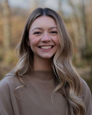 Photo of Alexandria Packard - Alexandria Packard I Larch Counseling, Marriage & Family Therapist, MS, LMFTA