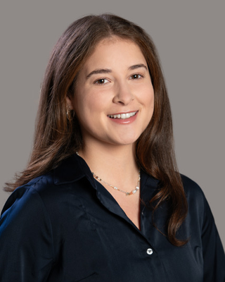 Photo of Lauren Pollak, Pre-Licensed Professional, B.A.