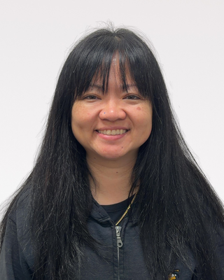 Photo of Linh Vong, Clinical Social Work/Therapist, LCSW
