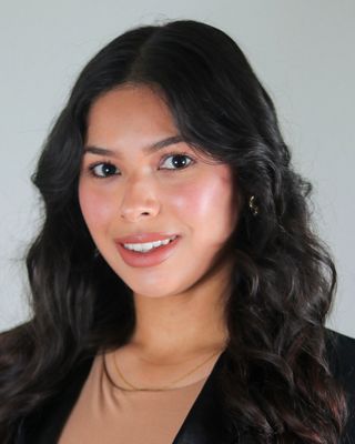 Photo of Clarisa Anguiano-Robles, Pre-Licensed Professional