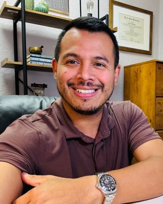 Photo of Sam Grimaldo, Marriage & Family Therapist, LMFT, LPC, EMDR