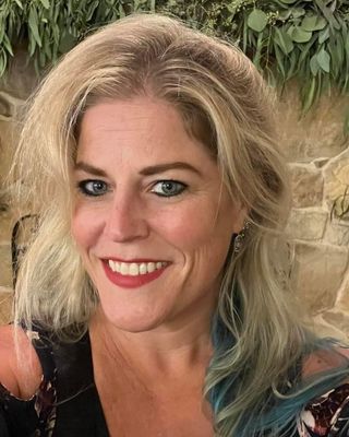 Photo of Tami Lynn Guttman, Licensed Professional Counselor Associate, MA, LPC-a