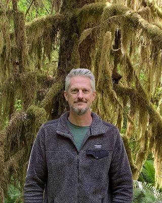 Photo of Chris McCoy, Clinical Social Work/Therapist, LISW-CP