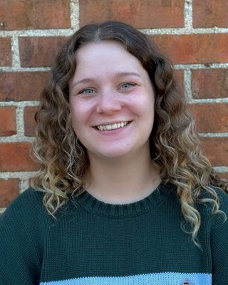 Photo of Cassie Farris, Licensed Professional Counselor, LPC