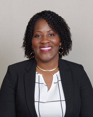 Photo of Dr. Sharanna Johnson, Psychiatric Nurse Practitioner, DNP, APRN, PMHNP, FNP-BC, CNE