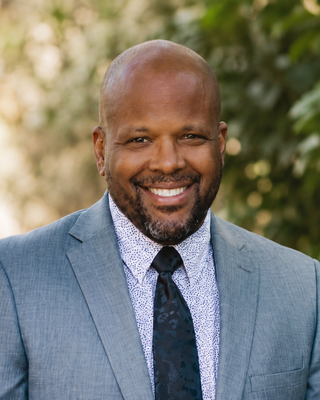 Photo of Dr. Timothy Newsome, Psychiatric Nurse Practitioner, DNP, PMHNP, FNP