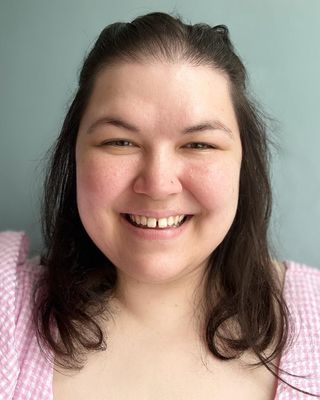 Photo of Emma Avish, Clinical Social Work/Therapist, LICSW
