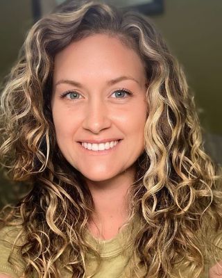 Photo of Brittany Tomlinson, Clinical Social Work/Therapist, MSW, LCSW-QS