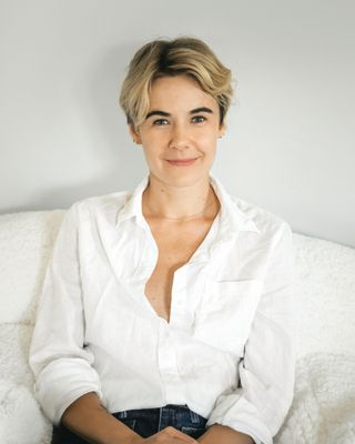 Photo of Inga Middleton, Pre-Licensed Professional