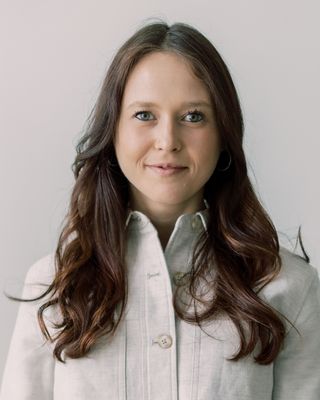 Photo of Olga Shik, Registered Psychotherapist (Qualifying), MA, BASc, RP (Q)