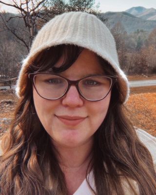 Photo of Sydney Richards, Marriage & Family Therapist, MA, LMFT
