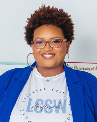 Photo of Aaliyah Holiday, Clinical Social Work/Therapist, LCSW, CCTP, CGP