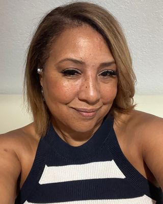 Photo of Lisa Anderson - Happy Heart Therapy, Marriage & Family Therapist Associate, MA, AMFT