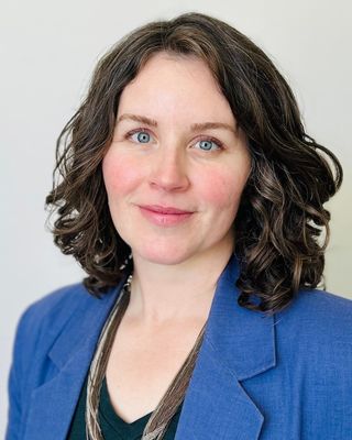 Photo of Lora Israelsen, Psychologist, PhD