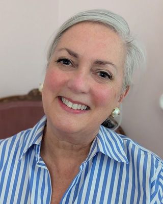 Photo of Lorinda M MacDonald, Psychiatric Nurse Practitioner, RN, MSN, PMHNPBC
