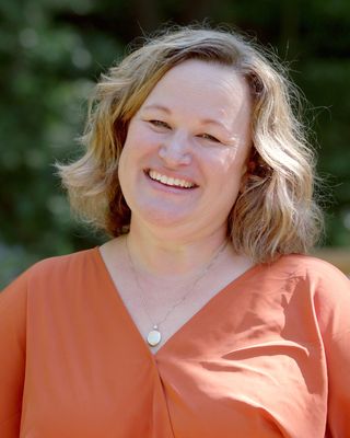 Photo of Risa Lynn Janowski, Licensed Professional Counselor, MS, LPC, CCTP, CATP