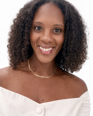 Photo of Lashon Simpson, Psychiatric Nurse Practitioner, PMHNP
