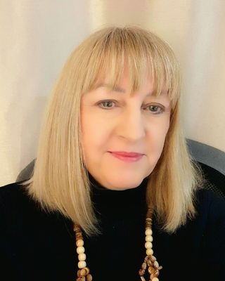 Photo of Liz Clare Pentz, Counsellor, MBACP