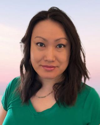 Photo of Vivian Lee, Registered Psychotherapist (Qualifying), MACP, MSc, BES